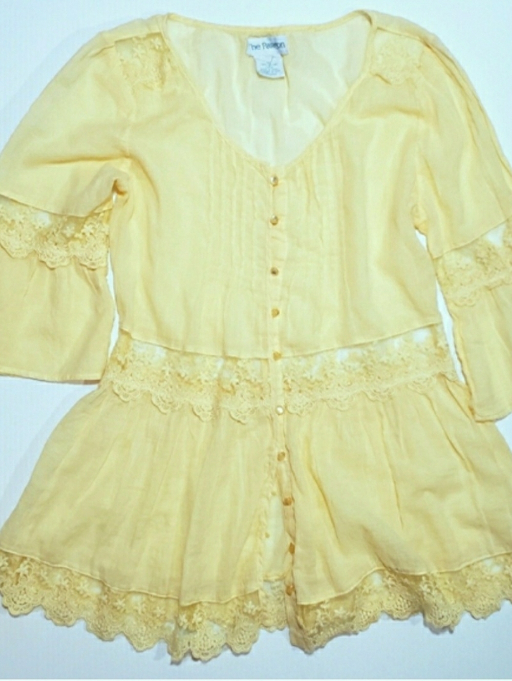 NWOT PARAGON Boho Lace Peplum Top